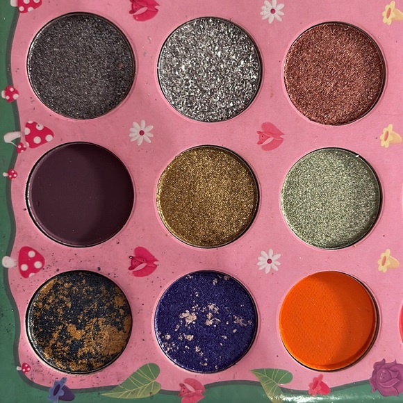 🎈SALE🎈🎀#51.MAKEUP XXL63-COLOR EYESHADOW PALETTE🎀 - Picture 7 of 10
